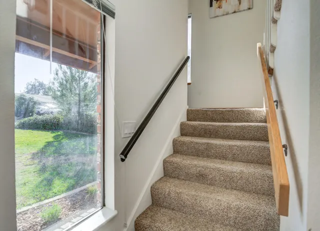 $389,000 | 3882 Fujiyama Way, Redding, CA 96001