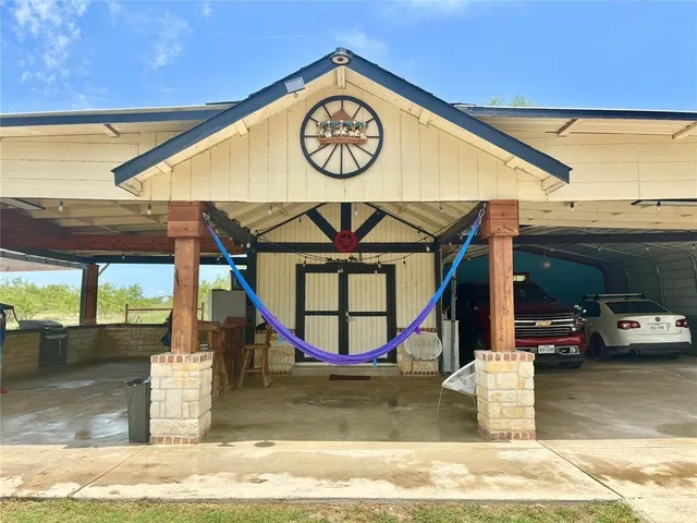 a view of outdoor space