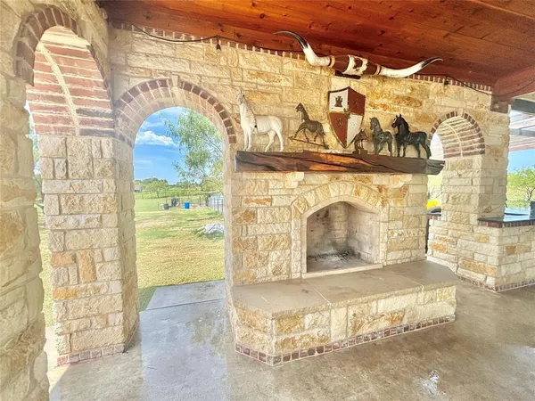 $375,000 | 6049 Northeast County Road 1030 B, Rice, TX 75155