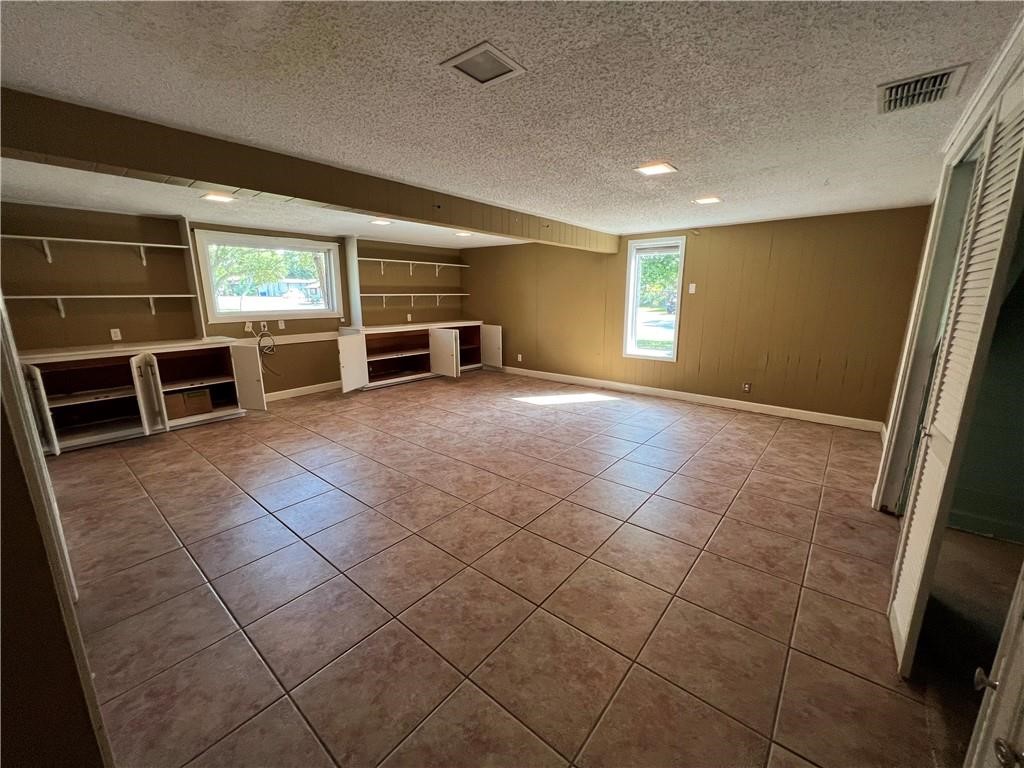 121 Georgia Place Portland, TX 78374 - Photo 5 of 9