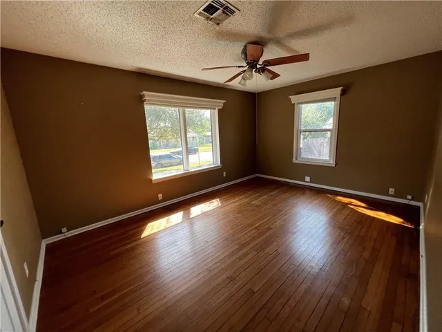 $1,850 | 121 Georgia Place, Portland, TX 78374