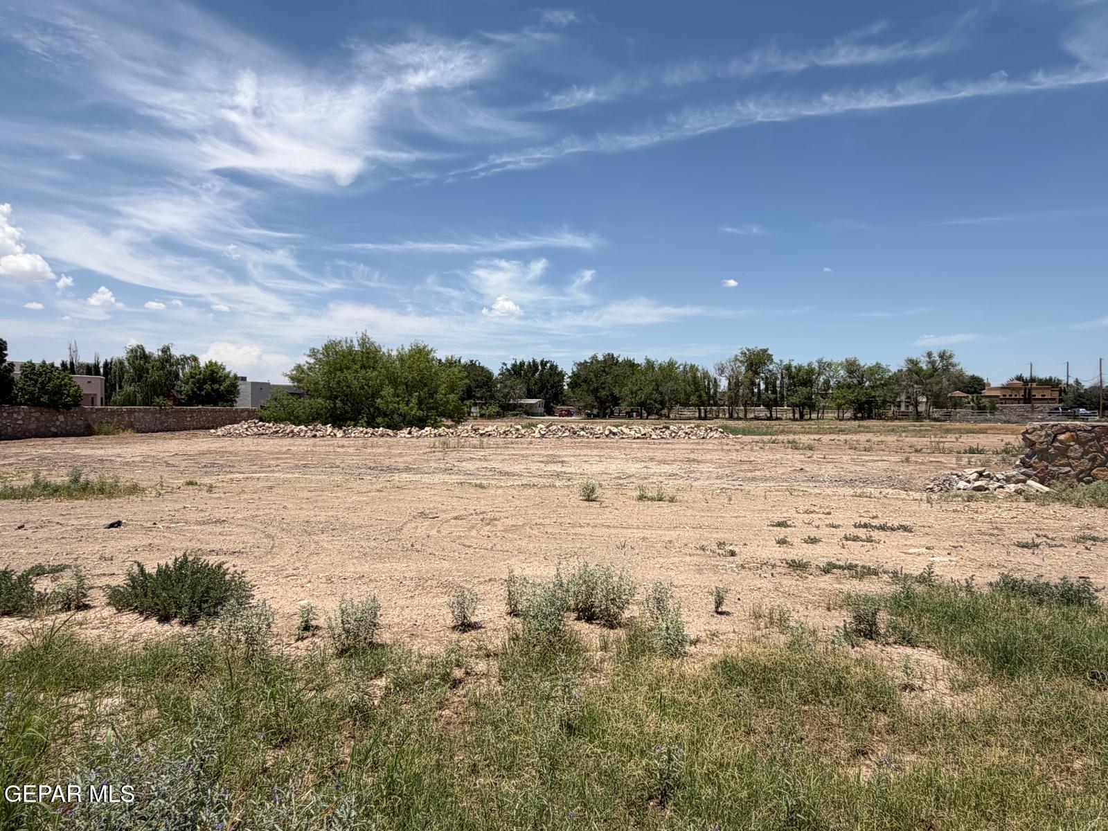 1006 Maximo Street El Paso, TX 79932 - Photo 2 of 7 WhatsApp Image 2026-06-17 at 14.58.48 (1