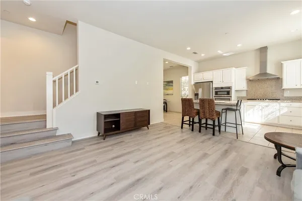 $4,150 | 127 Interval, Irvine, CA 92618