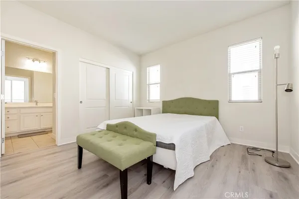 $4,150 | 127 Interval, Irvine, CA 92618