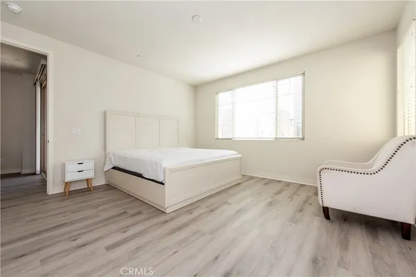 $4,150 | 127 Interval, Irvine, CA 92618