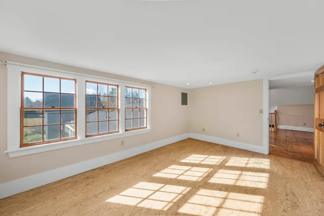 $450,000 | 2561 Atlantic Highway, Lincolnville, ME 04849