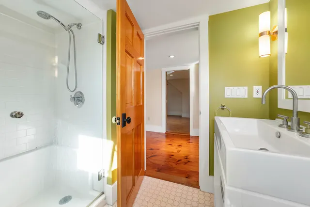 $450,000 | 2561 Atlantic Highway, Lincolnville, ME 04849