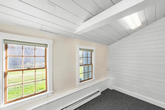 $450,000 | 2561 Atlantic Highway, Lincolnville, ME 04849