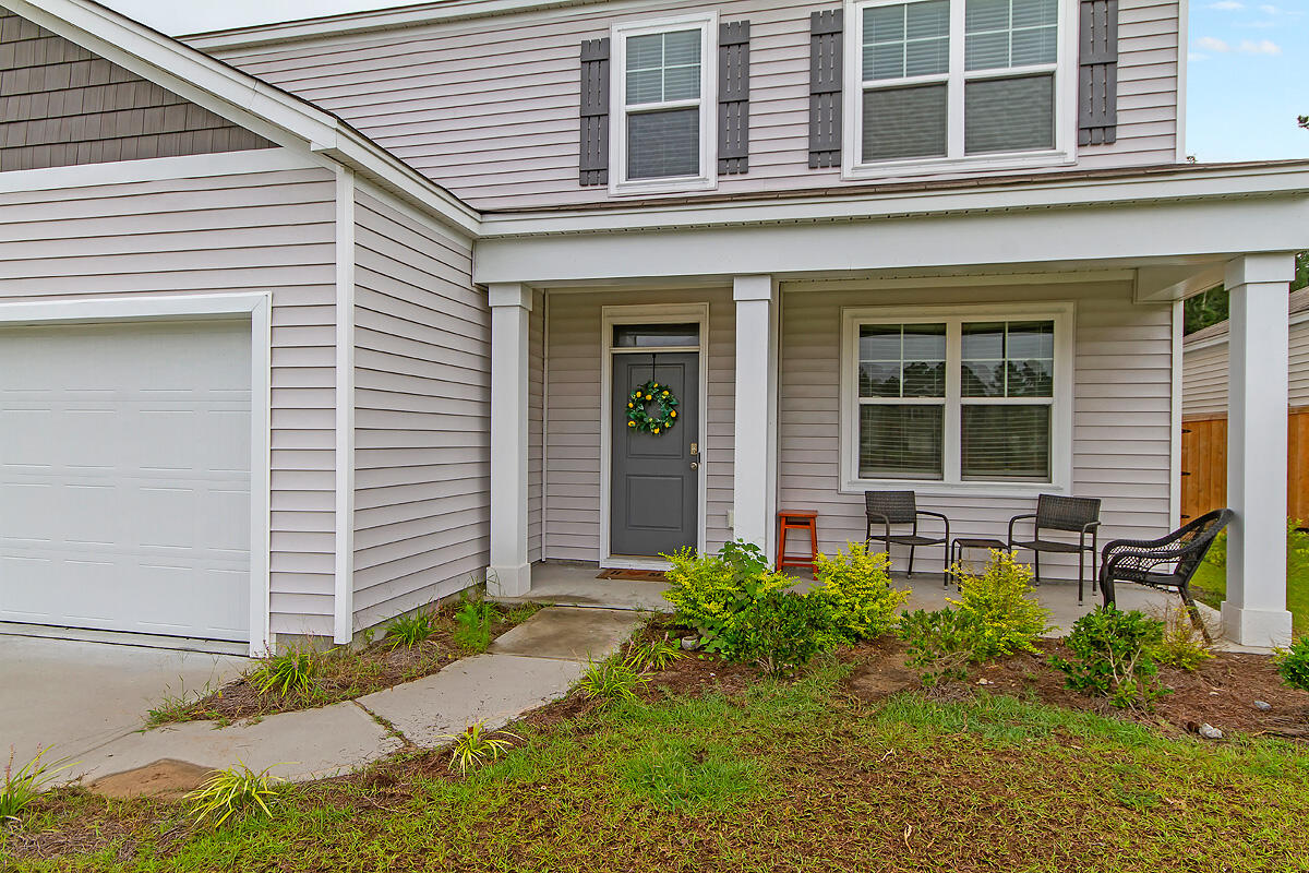 9688 Brandishing Road Ladson, SC 29456 - Photo 4 of 32 CREM_9688 Brandishing_004