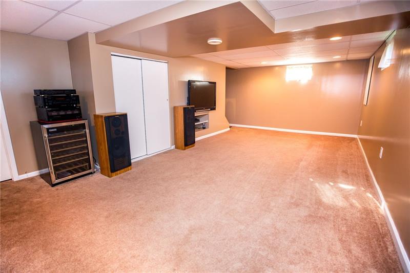 2274 Monroeville Road Monroeville, PA 15146 - Photo 11 of 15 Gallery Image 11