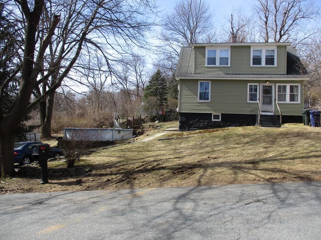 84 Hillside Road Dracut, MA 01826 - Photo 2 of 18 Gallery Image 2