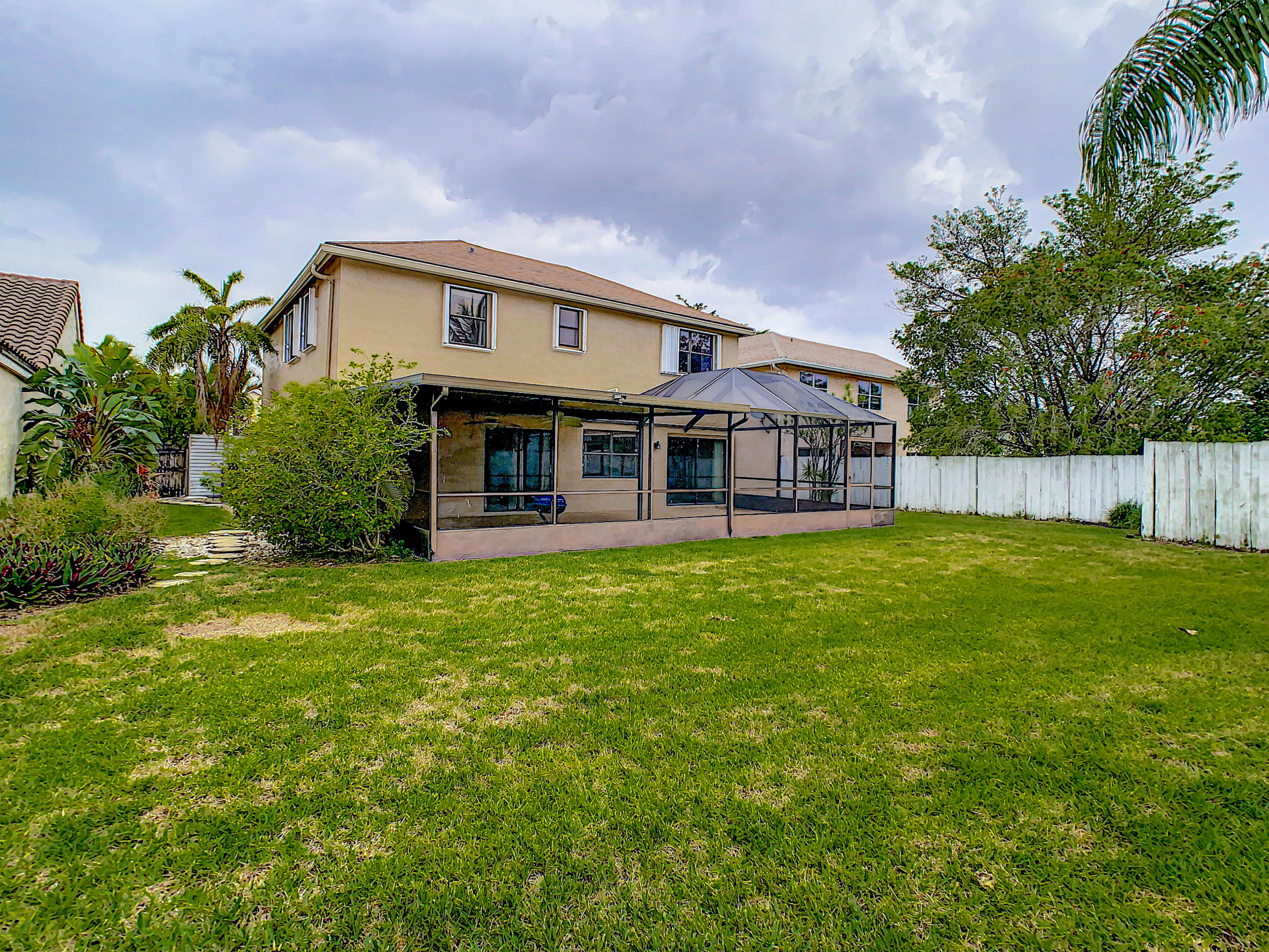 8600 Old Towne Way Boca Raton, FL 33433 - Photo 3 of 42 8600 Old Towne Way-47