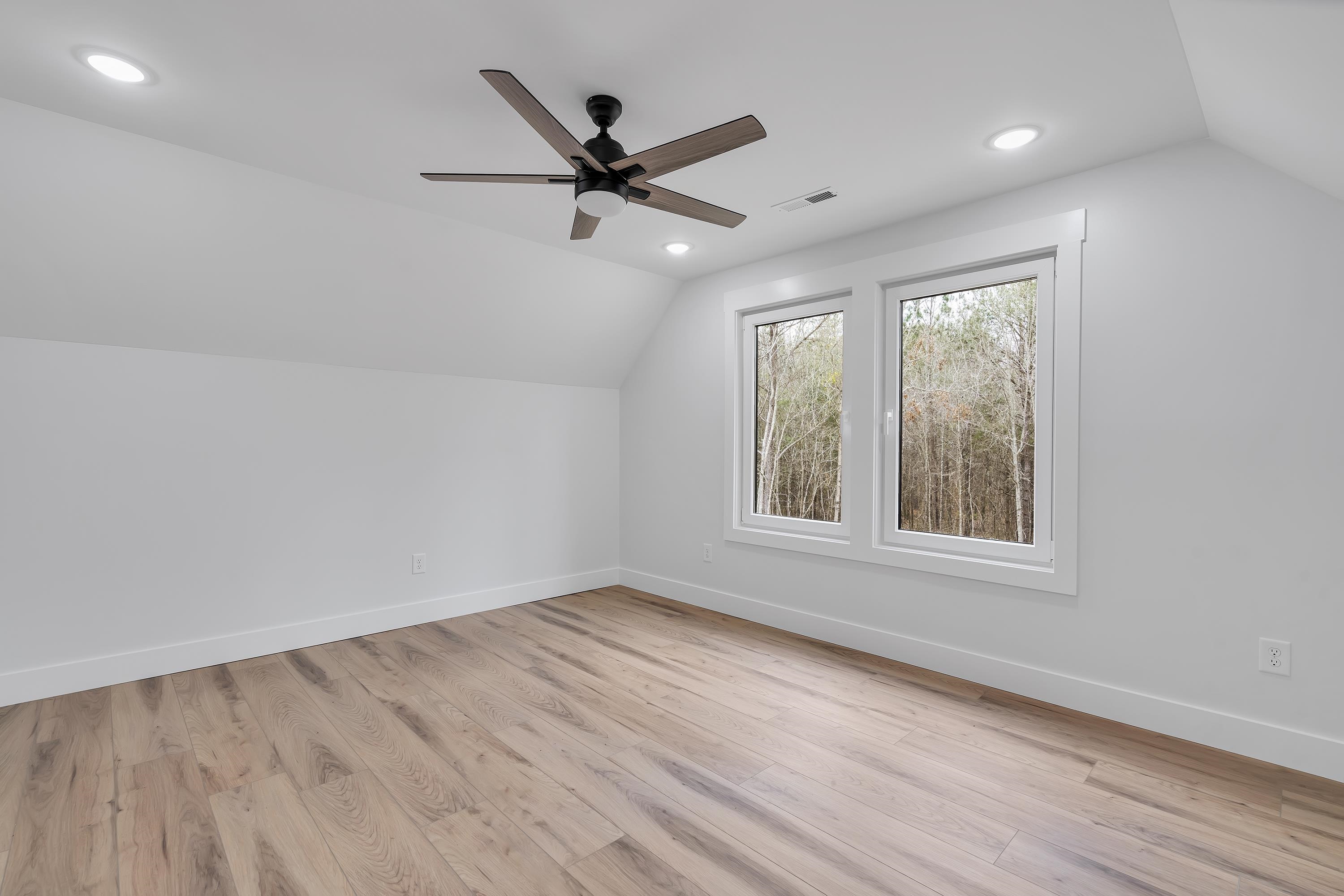 1672 Stewart Road Woodruff, SC 29388 - Photo 28 of 33 Gallery Image 28
