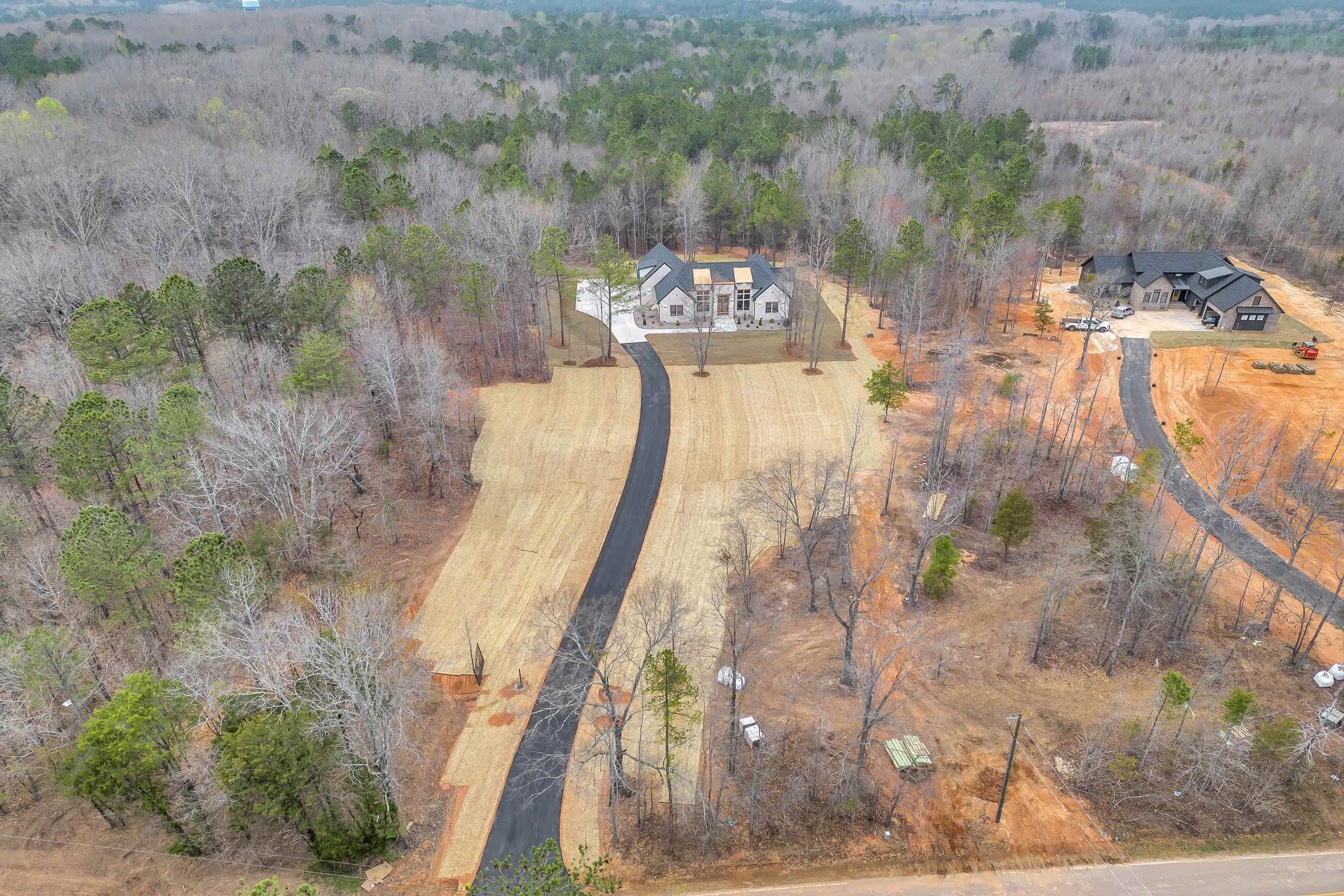 1672 Stewart Road Woodruff, SC 29388 - Photo 4 of 33 Gallery Image 4