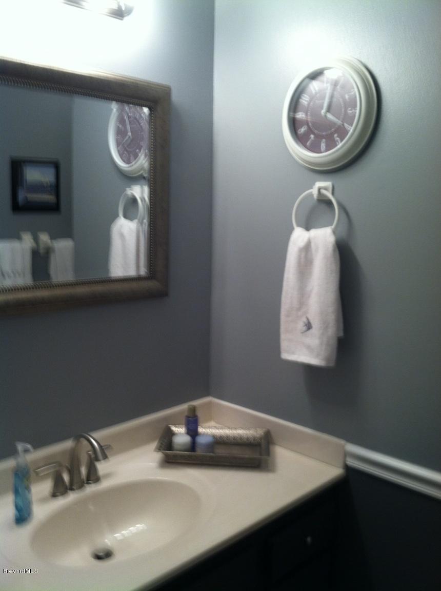 1294 Ne Port Palm Bay, FL 32905 - Photo 22 of 26 GUEST BATH 6