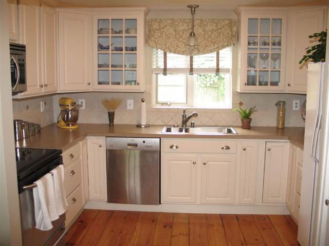 182 Menand Road Colonie, NY 12211 - Photo 2 of 12 Photo 2