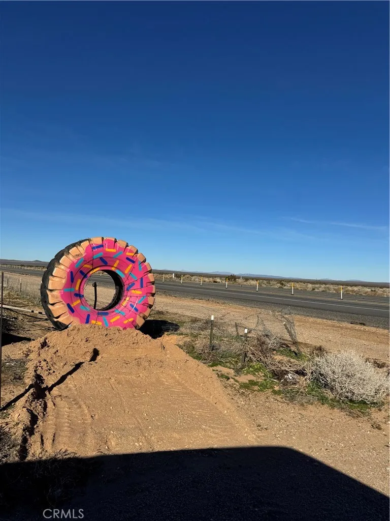 111 Buckthorne Canyon Road Adelanto, CA 92301 - Photo 5 of 6