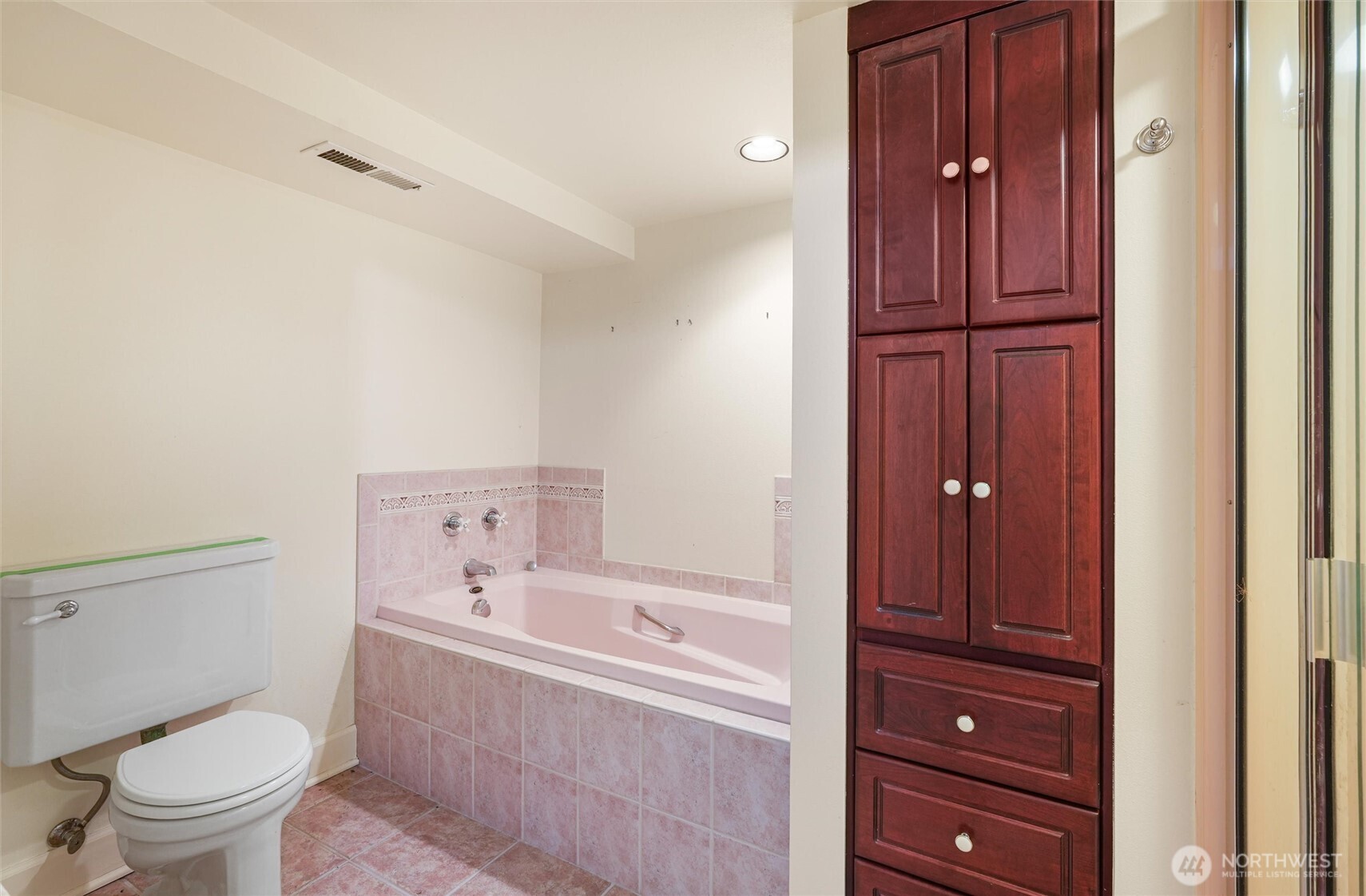 9917 Northeast 190th Street Bothell, WA 98011 - Photo 16 of 22 Gallery Image 16