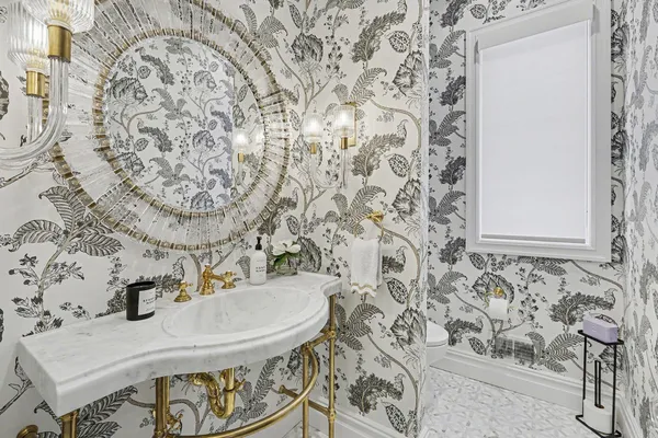 $1,895,000 | 484 Park Street, Birmingham, MI 48009