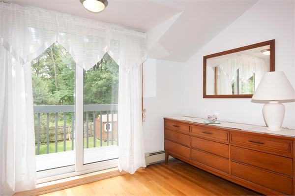 57 Beaverbrook Road Burlington, MA 01803 - Photo 13 of 24 Gallery Image 13