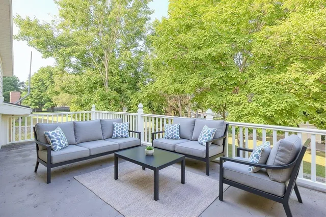 $317,000 | 7107 Westwood Drive, Jenison, MI 49428