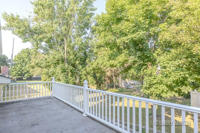 $317,000 | 7107 Westwood Drive, Jenison, MI 49428