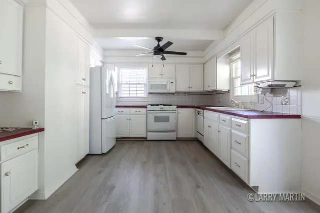 $317,000 | 7107 Westwood Drive, Jenison, MI 49428