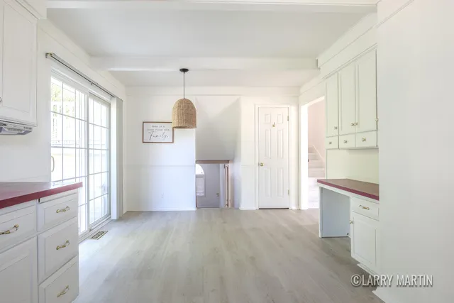 $317,000 | 7107 Westwood Drive, Jenison, MI 49428