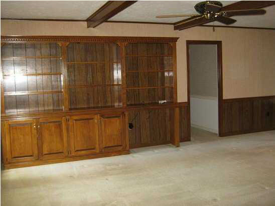 127 Fern Valley Road Brandon, MS 39042 - Photo 4 of 9 wall of builtins in family room