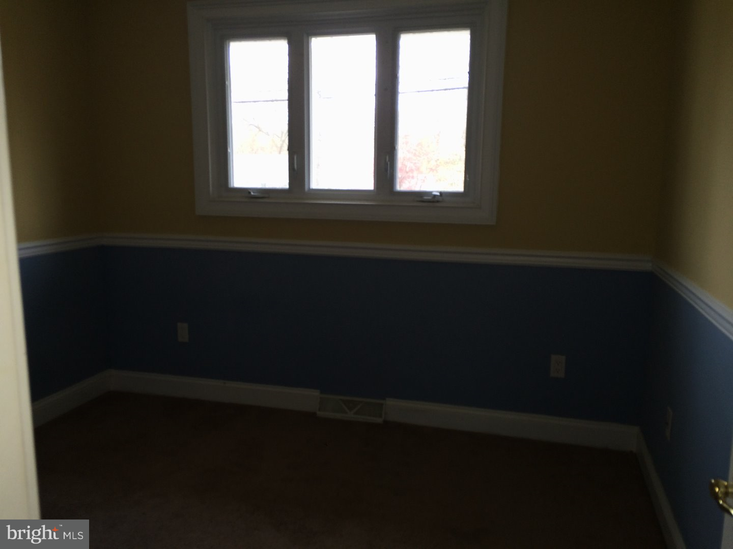 573 Berlin Road Clementon, NJ 08021 - Photo 4 of 6
