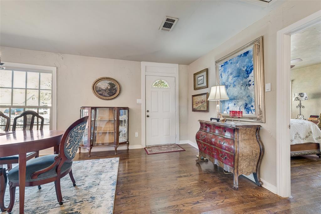 3022 Aster Street Dallas, TX 75211 - Photo 11 of 31