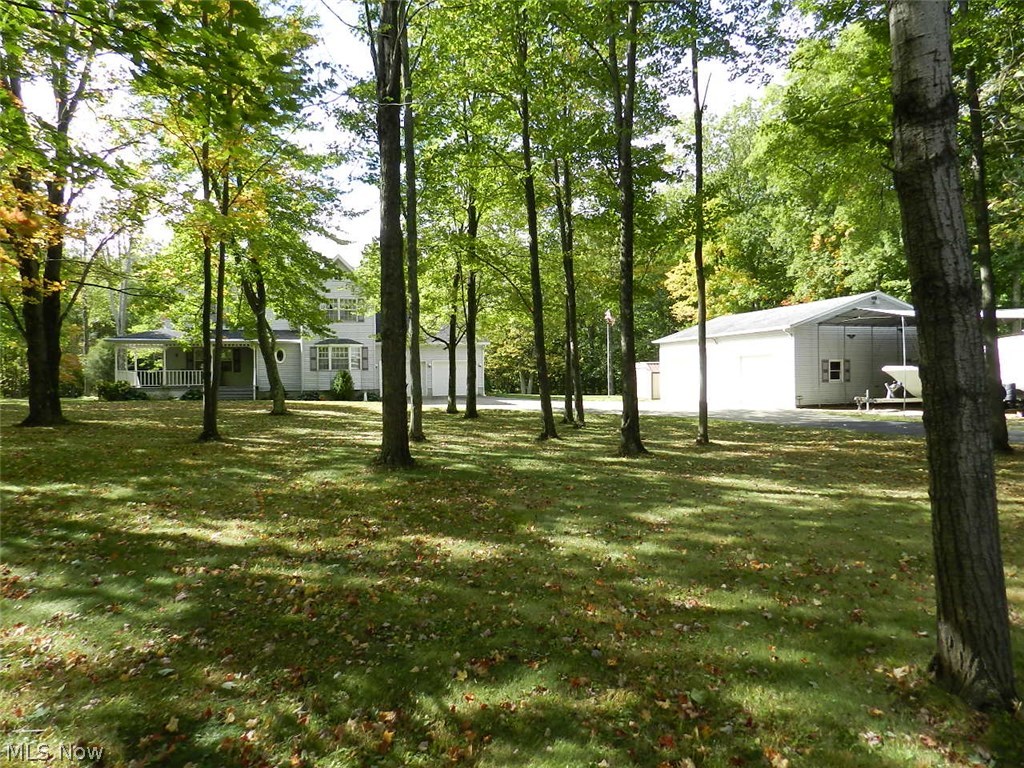 48351 Walnut Valley Road Wellington, OH 44090 - Photo 4 of 25 Gallery Image 4