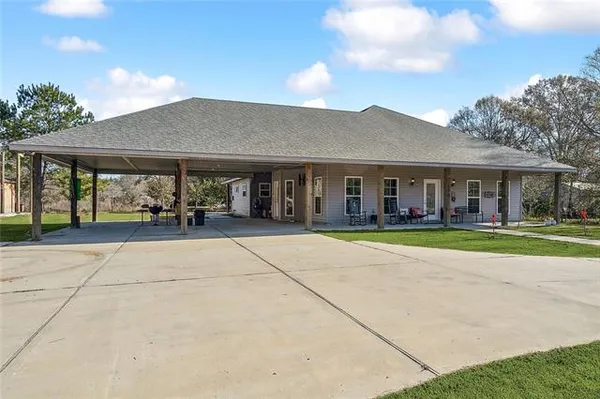 $330,000 | 320 Yearling Loop, Pearl River, LA 70452