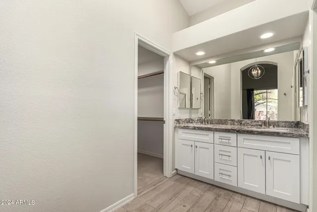 $710,000 | 3334 North 42nd Street, Phoenix, AZ 85018