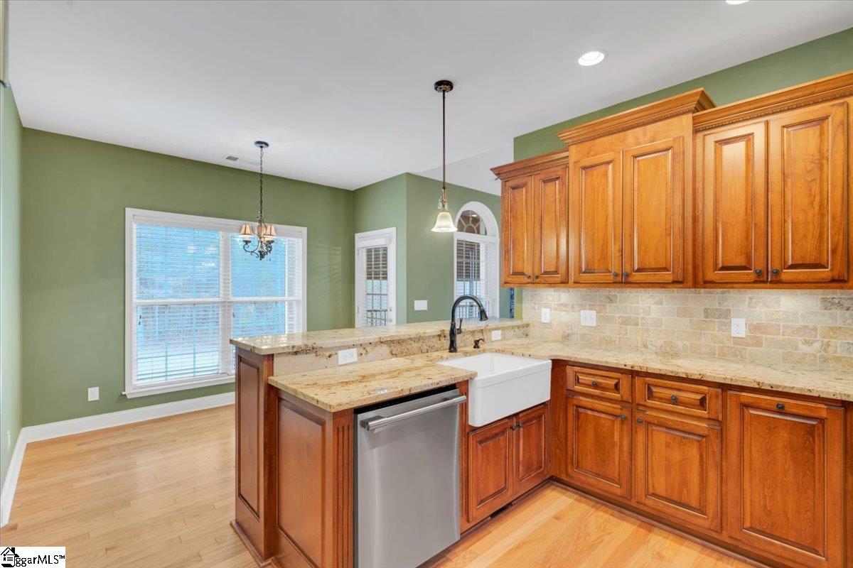 1122 Syracuse Road Easley, SC 29642 - Photo 11 of 36