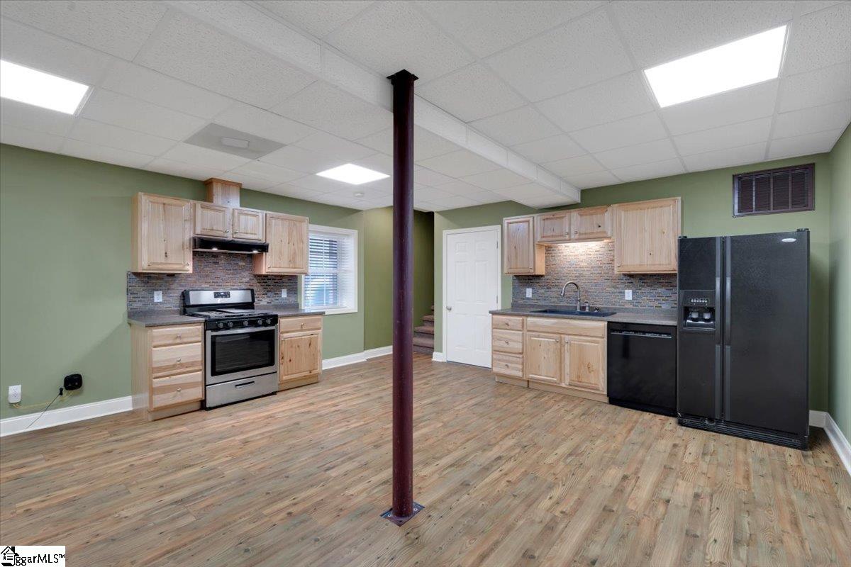 1122 Syracuse Road Easley, SC 29642 - Photo 18 of 36