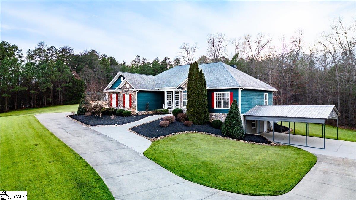 1122 Syracuse Road Easley, SC 29642 - Photo 3 of 36