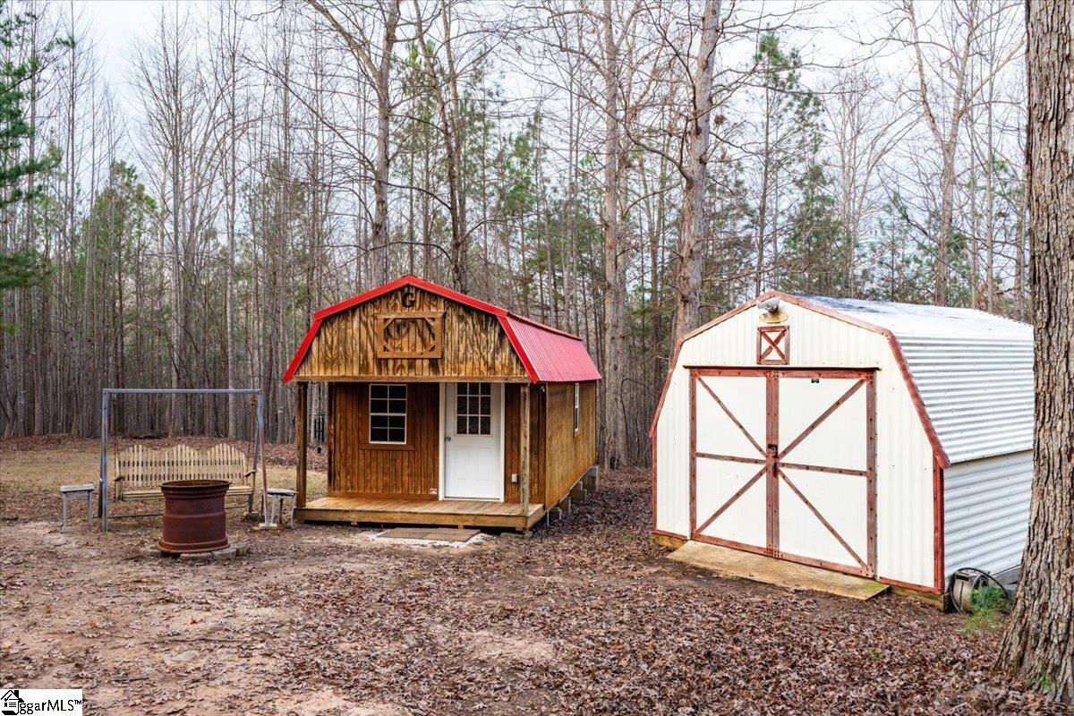 1122 Syracuse Road Easley, SC 29642 - Photo 33 of 36