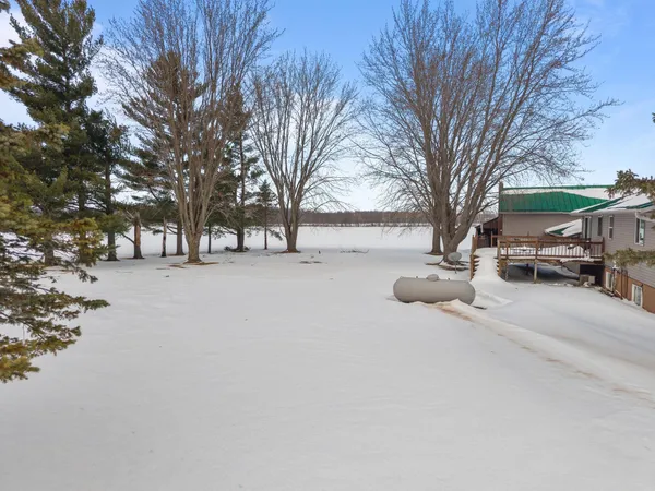 $395,000 | N4907 Lower Road, New London, WI 54961