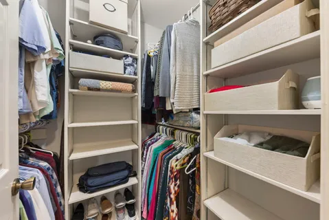 $329,000 | 513 Green Bridge Lane, Unit B, Prospect Heights, IL 60070