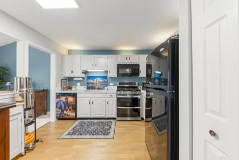 $329,000 | 513 Green Bridge Lane, Unit B, Prospect Heights, IL 60070