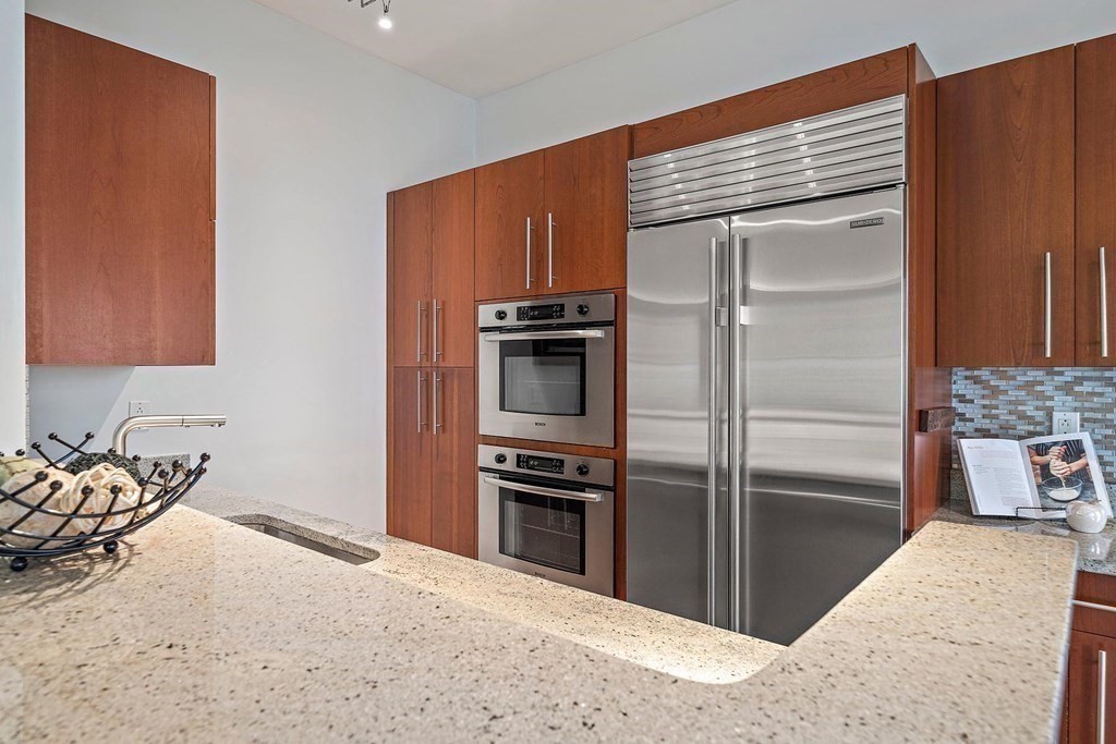 771 Heath Street, Unit 771 Brookline, MA 02467 - Photo 11 of 42