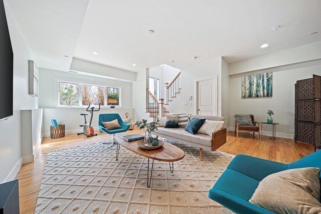 771 Heath Street, Unit 771 Brookline, MA 02467 - Photo 33 of 42