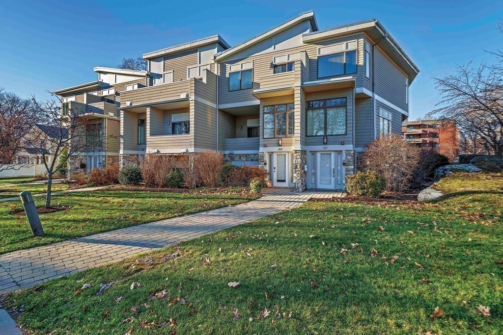 771 Heath Street, Unit 771 Brookline, MA 02467 - Photo 41 of 42