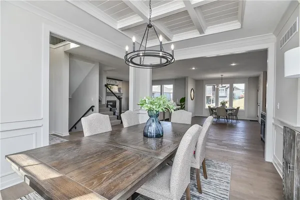 $694,950 | 6114 Lewis Drive, Shawnee, KS 66226