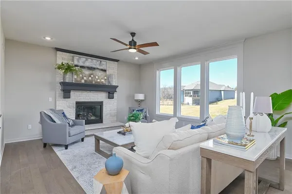 $694,950 | 6114 Lewis Drive, Shawnee, KS 66226
