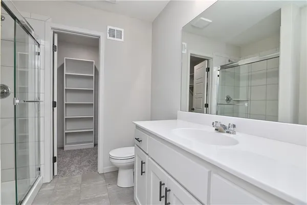 $694,950 | 6114 Lewis Drive, Shawnee, KS 66226
