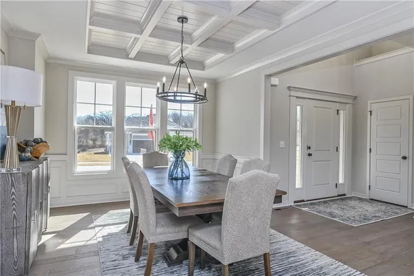 $694,950 | 6114 Lewis Drive, Shawnee, KS 66226