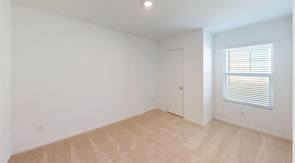 9757 Platteview Road Fort Worth, TX 76179 - Photo 7 of 19