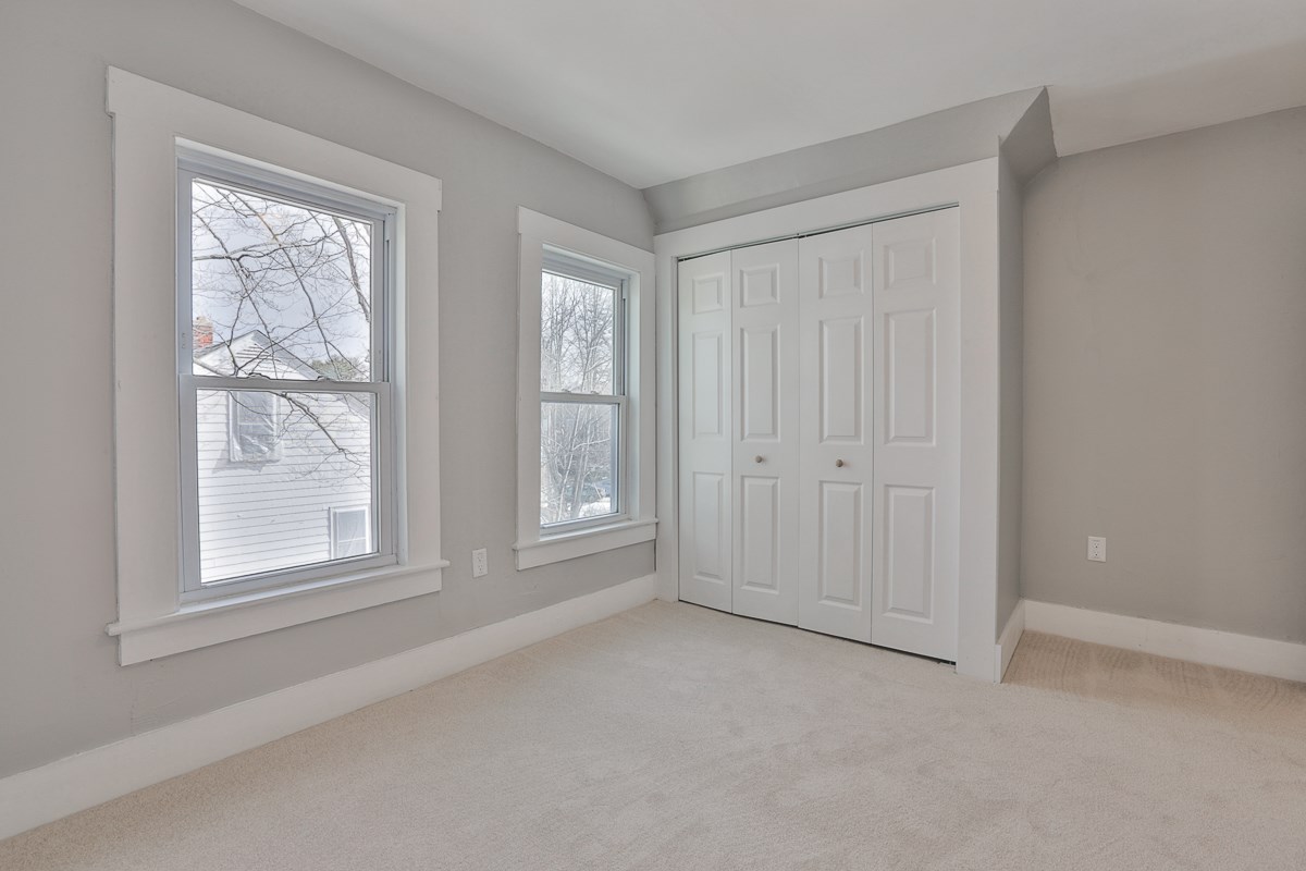 6 Laurel Street Derry, NH 03038 - Photo 26 of 26 Gallery Image 26